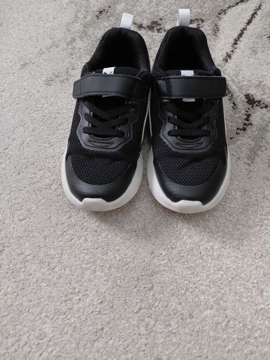 Adidasi copii Puma marimea 32