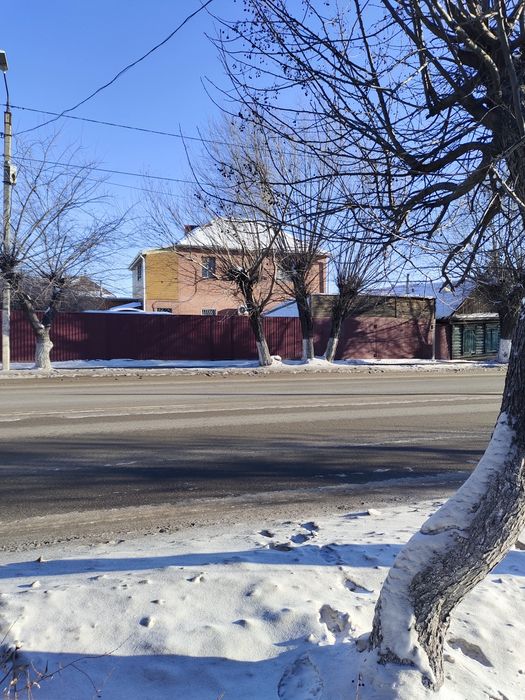 Продам коттедж в центре города