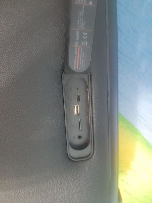 Блютуз колонка JBL