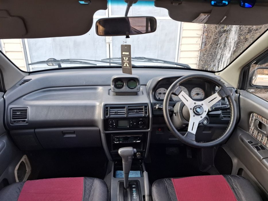 Продам на полном ходу.