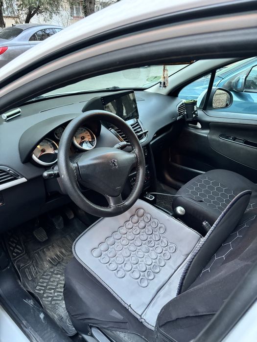 Vand Pegeout 207 din 2007 benzina 1,4motor