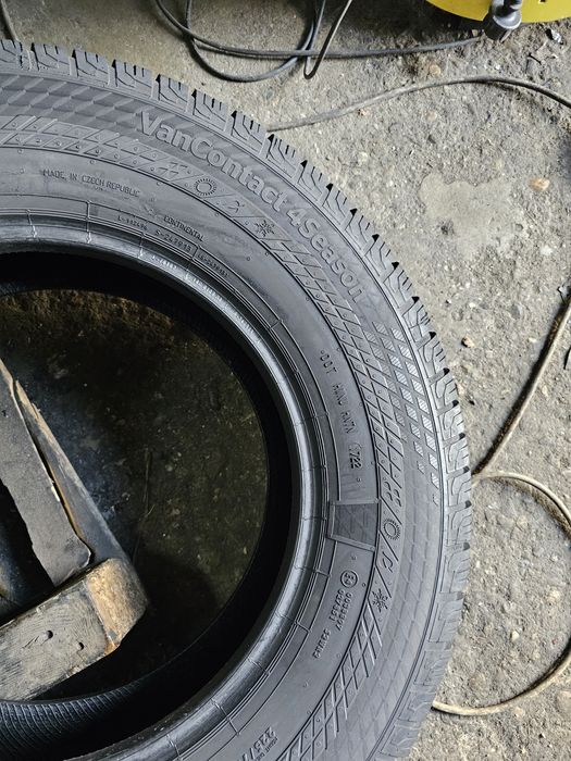 2 anvelope allseason 225 75 16C Continental 2022