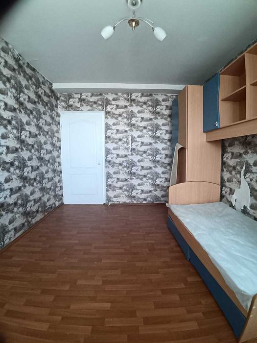 Продаётся 2 комн квартира
