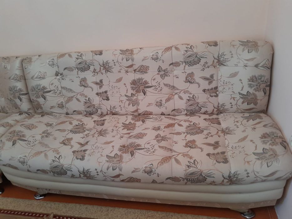 Продам Диван+2 Кресло