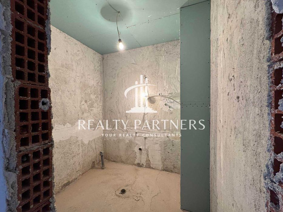 Продава се Тристаен апартамент в Перник, Изток - 100 кв.м за 714 €/кв.м - Снимка #14