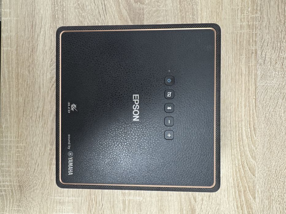 Proiector portabil Epson EF-12