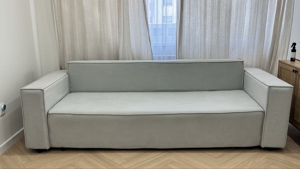 Диван в хорошом состоянии 2.2 м