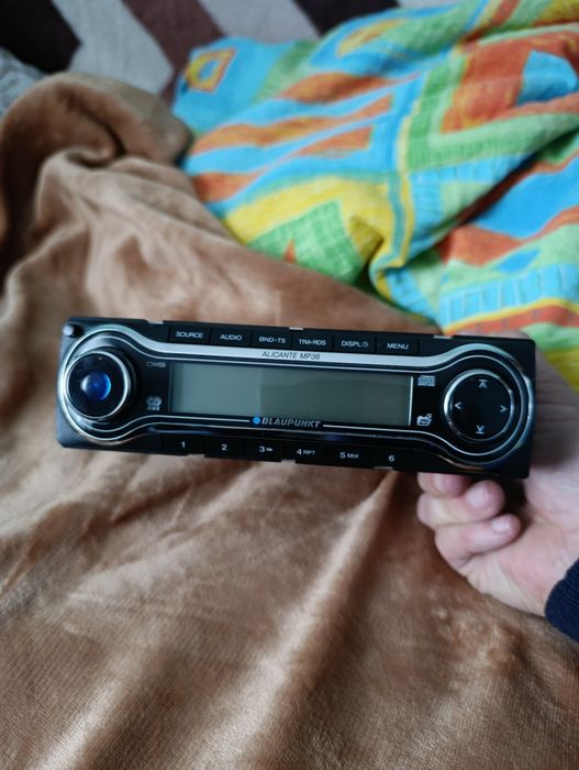 Radio Cd Renault Dacia blaupunkt foarte bun