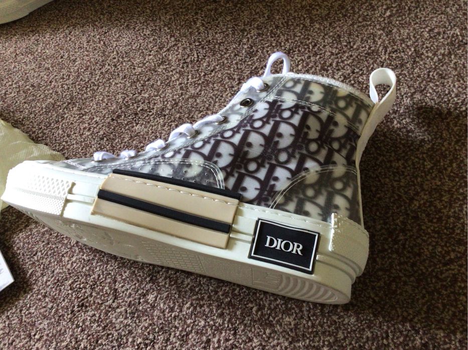 Кеды сникерсы Dior.