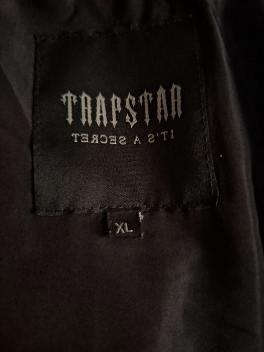 Vesta Trapstar Neagra