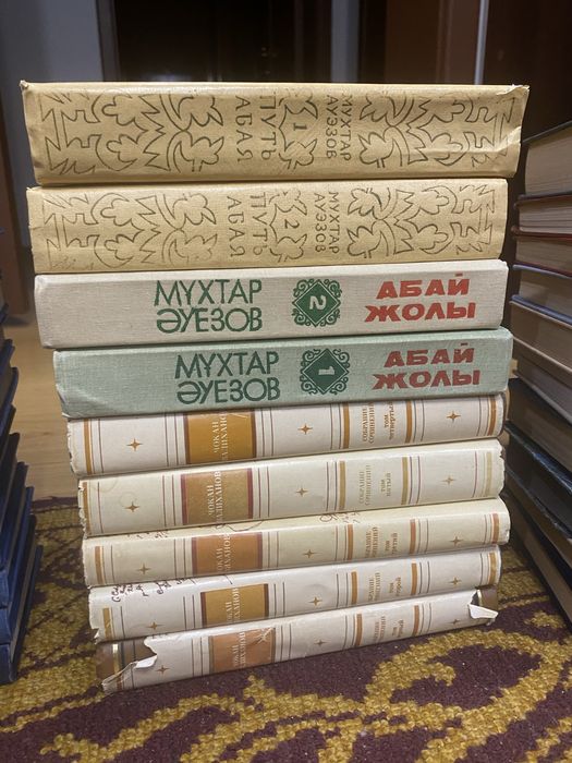 Продаю сборники книг