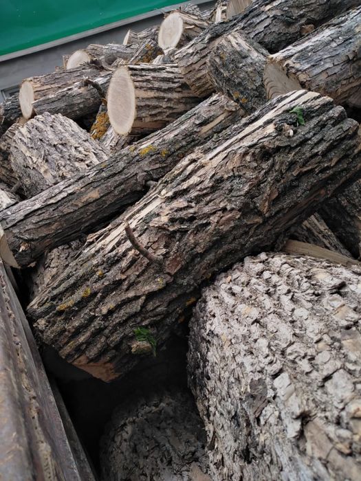 Дрова сухие газ 53 .по городу