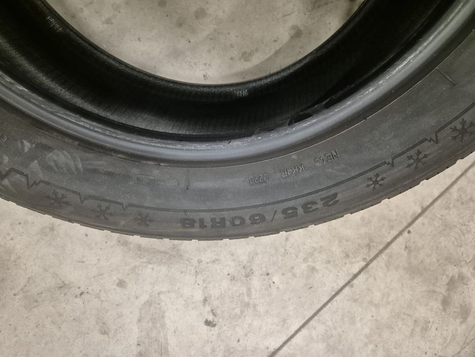 4 anvelope iarna Dunlop 235 60 18