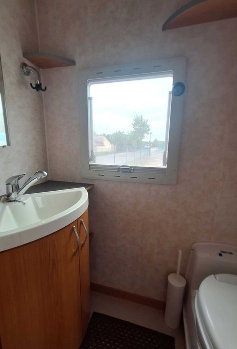 Кемпер под наем - от 85 евро - 6 спални/ 6 седящи места