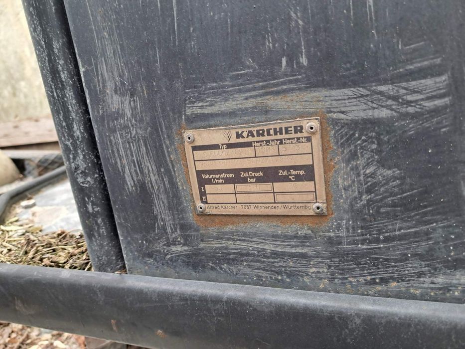 Полуавтоматична четка за камиони / автобуси Керхер / Karcher rbs 5000