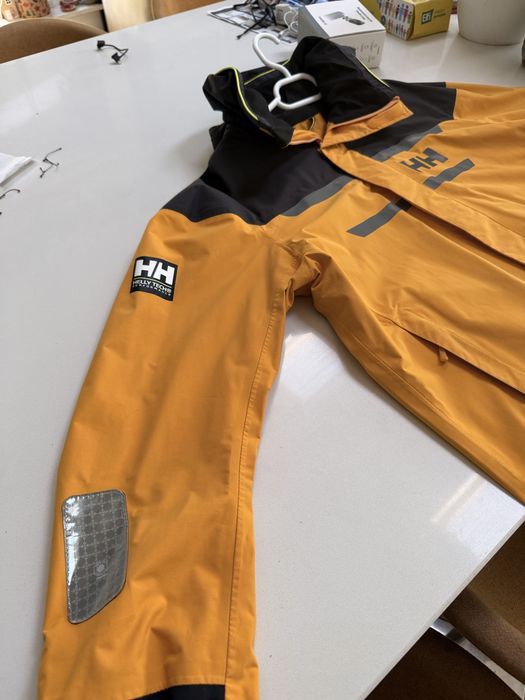 50% Geaca HELLY HANSEN NOUA, model "Pier 3.0 Jacket