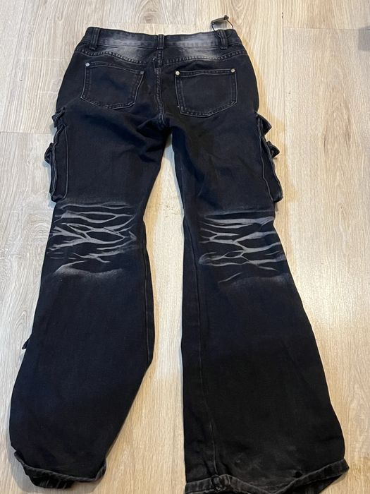 Черные джинсы клеш