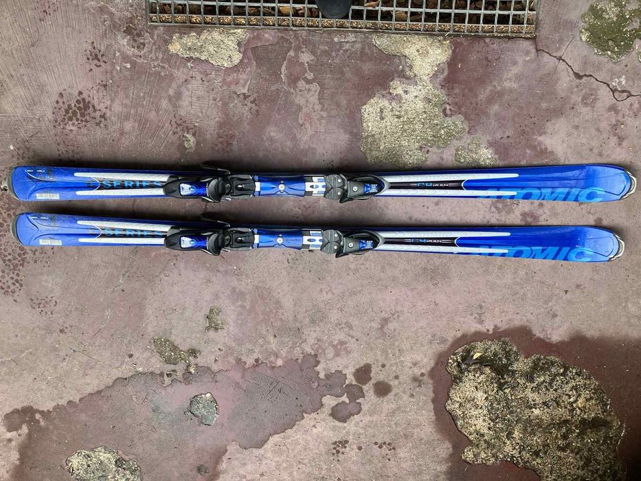 Ски Atomic и HEAD