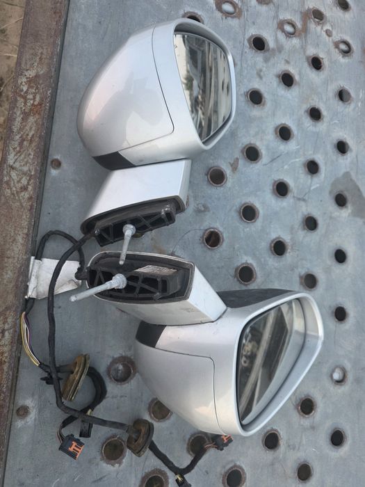 Oglinda stânga dreapta citroen c5 2009