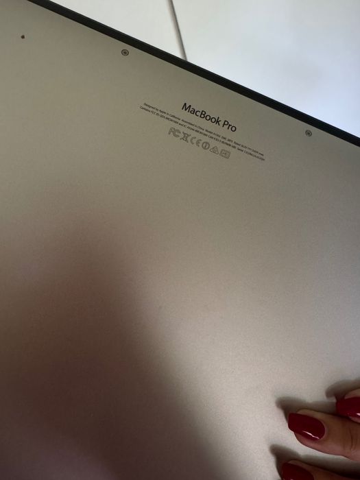 MacBook Pro 13” Retina ( Mid 2014) 8 GB RAM