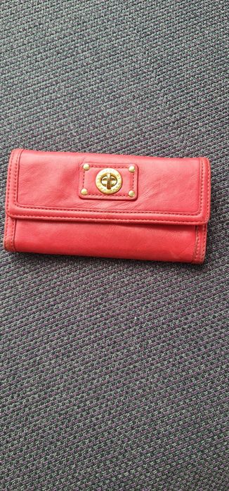 Портмонета Нови и използвани.