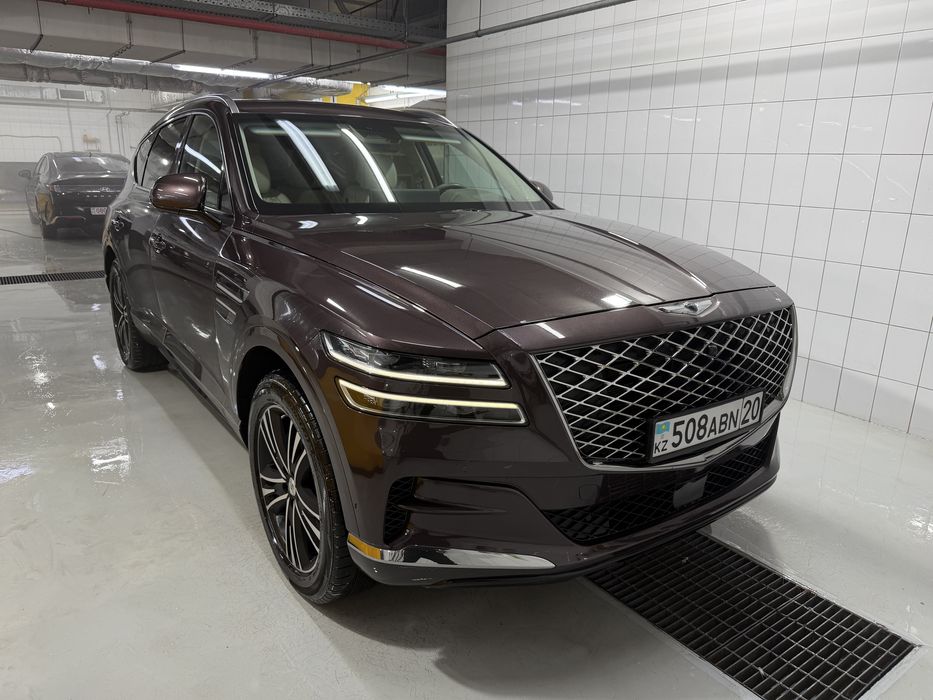Продам Genesis GV80