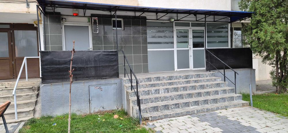 Spațiu comercial de vânzare/închiriat