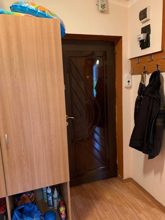 Apartament 2 camere cu pivniță, decomandat, Brașov, mobilat și utilat