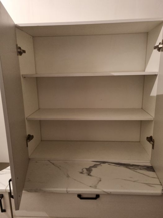 Продам новую кухню