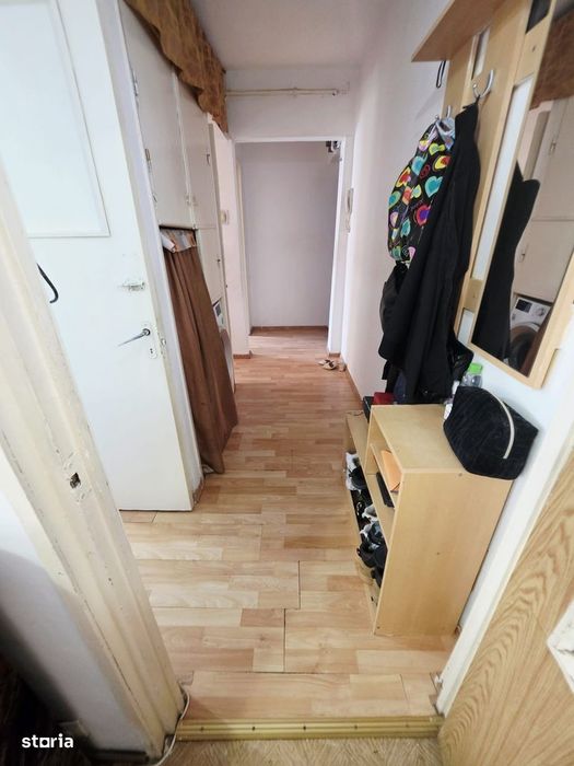 Apartament 3 camere, etaj 3, Malu Rosu – Str. Risnovenilor