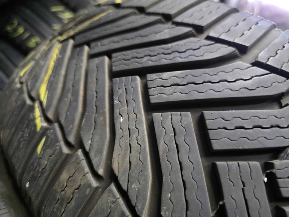 2бр Зимни гуми 225 55 16 - Michelin - DOT 2023