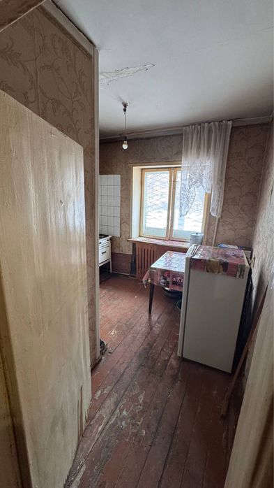 Буз 2 Черданцева ялангач срочно продается квартира 2/1/5 кирпичный дом