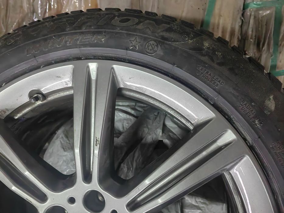 Гуми с джанти 20ки за BMW X5 x-drive