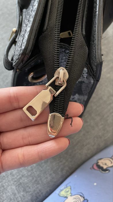 Продам сумку из кожзама