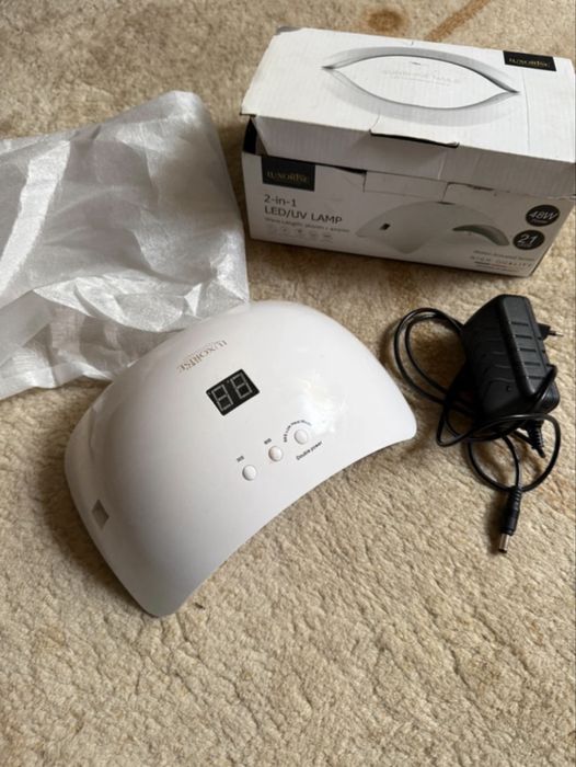 Lampa UV manic unghii