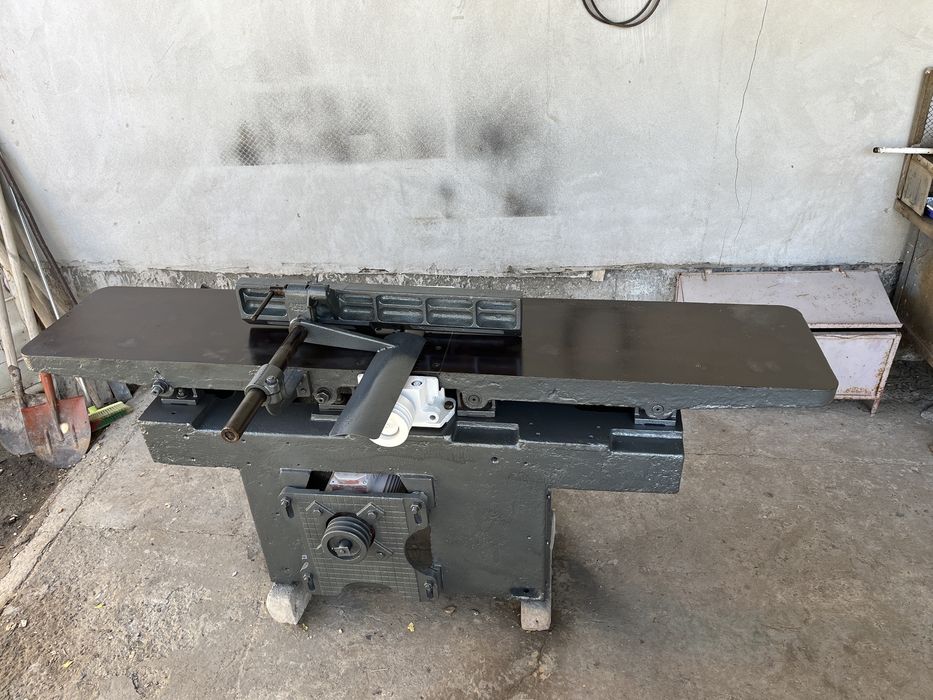 Фуганок сотилади