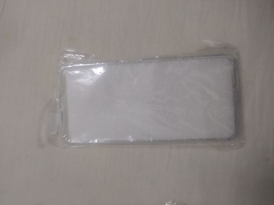 Продаю прозрачный чехол от редми нот 11 11