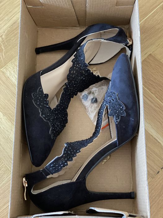 Дамски обувки