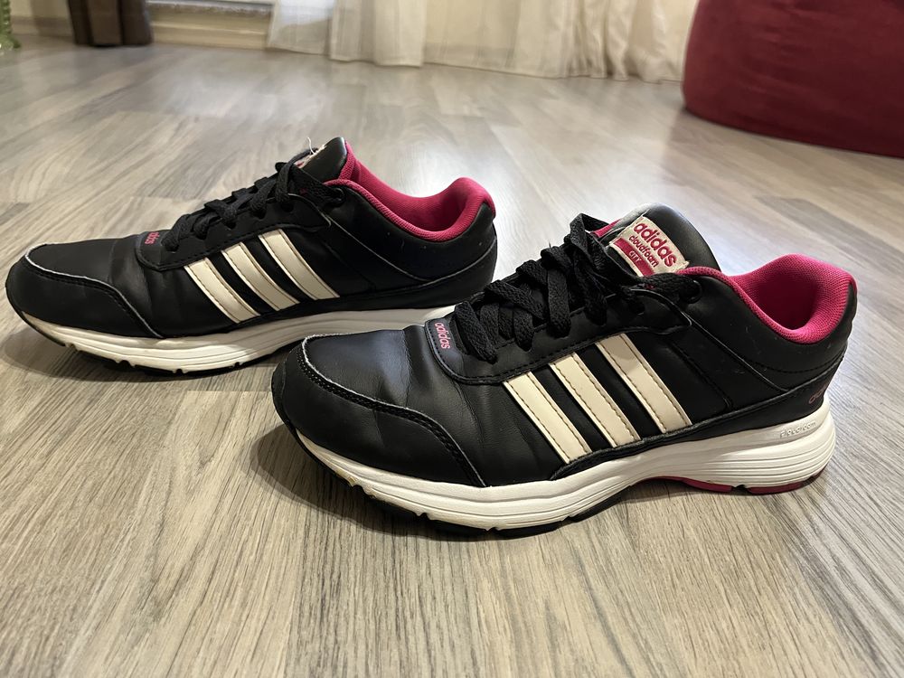 Дамски оригинални Adidas маратонки/сникърси гр. Стара Загора Аязмото ...