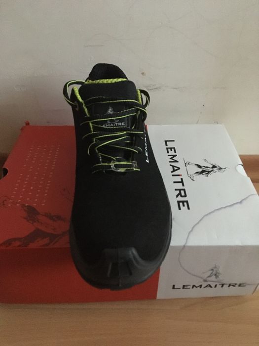 Работни обувки 38 номер с мека подметка