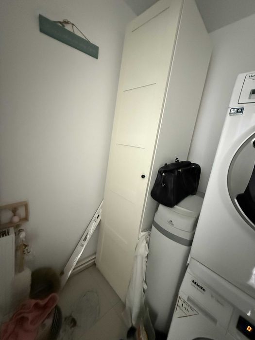Vand dulap Ikea cu 7 polite