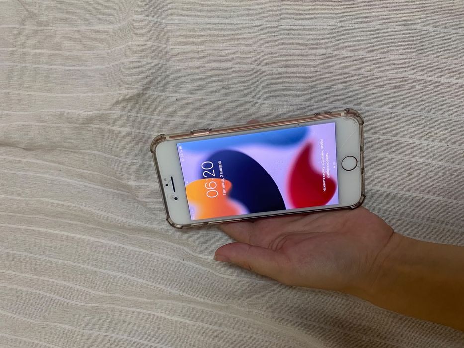 iPhone 7 в хорошем состаянии