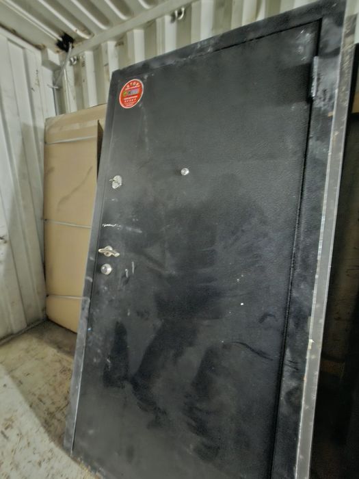 Двери металлические б/у и новые