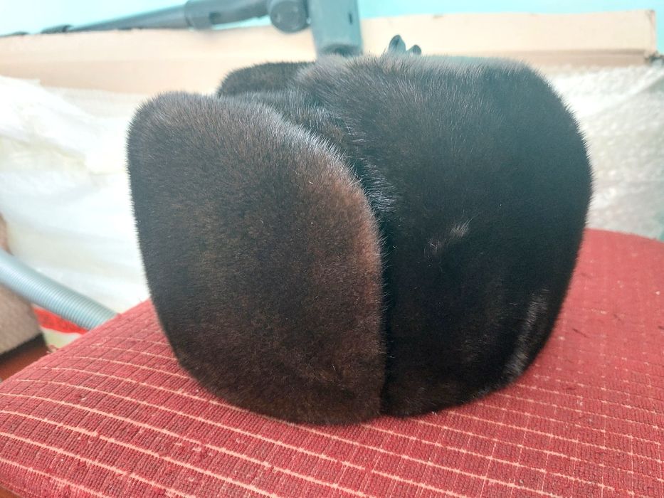 Здраствуите продам Норкавая шапка