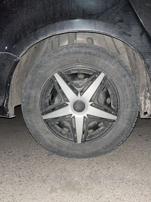 Продам колеса вместе с резиной