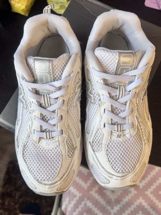 Кросовки New Balance.