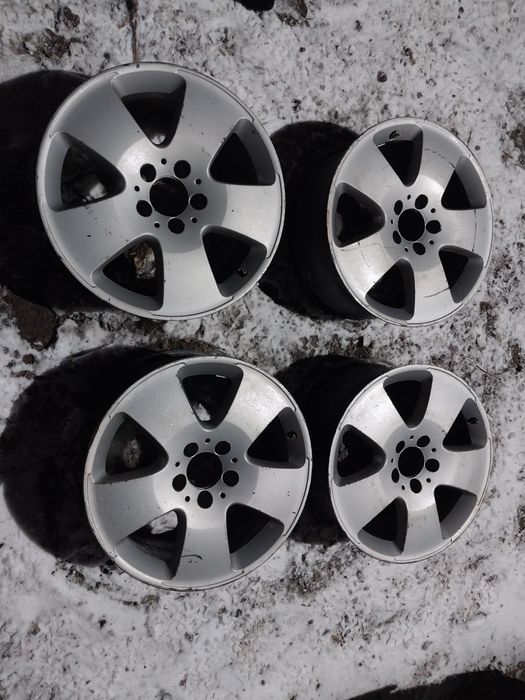 Диски R17 на Мерседес. Вареные 3шт.
