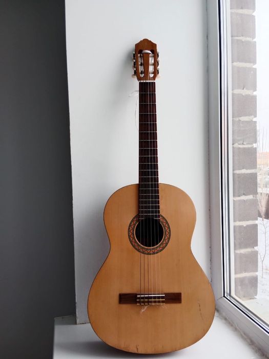 Гитара yamaha c40