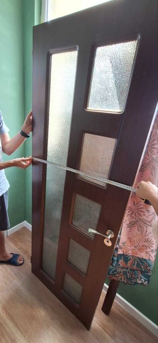 Налично е само крилото с витража, цена 50 лева без коментар.