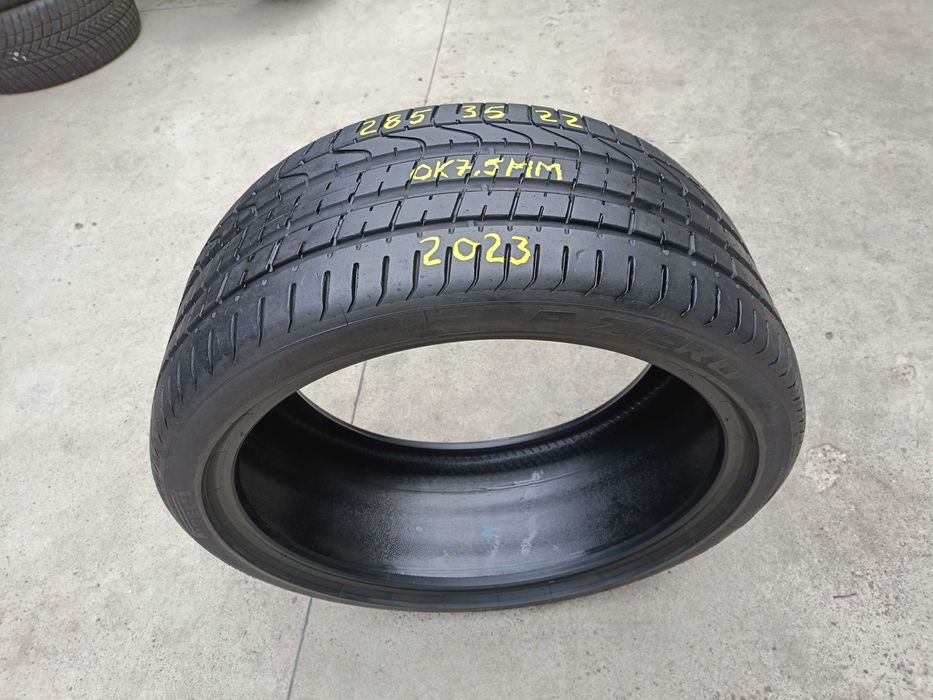 O anvelopa de vara 285 35 22 pirelli p zero profil 7,5 mm dot 2023